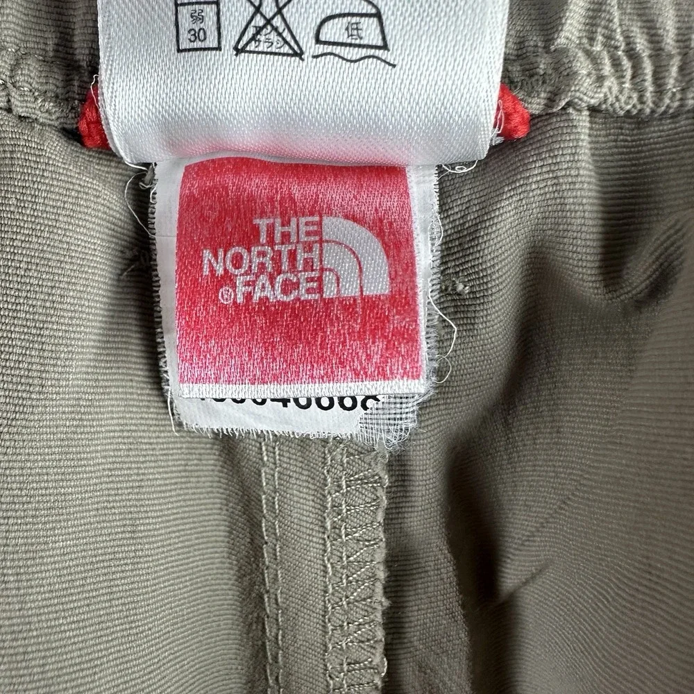 The North Face Belted Cargo Shorts Mens XXL Tan Hiking Nylon Outdoors